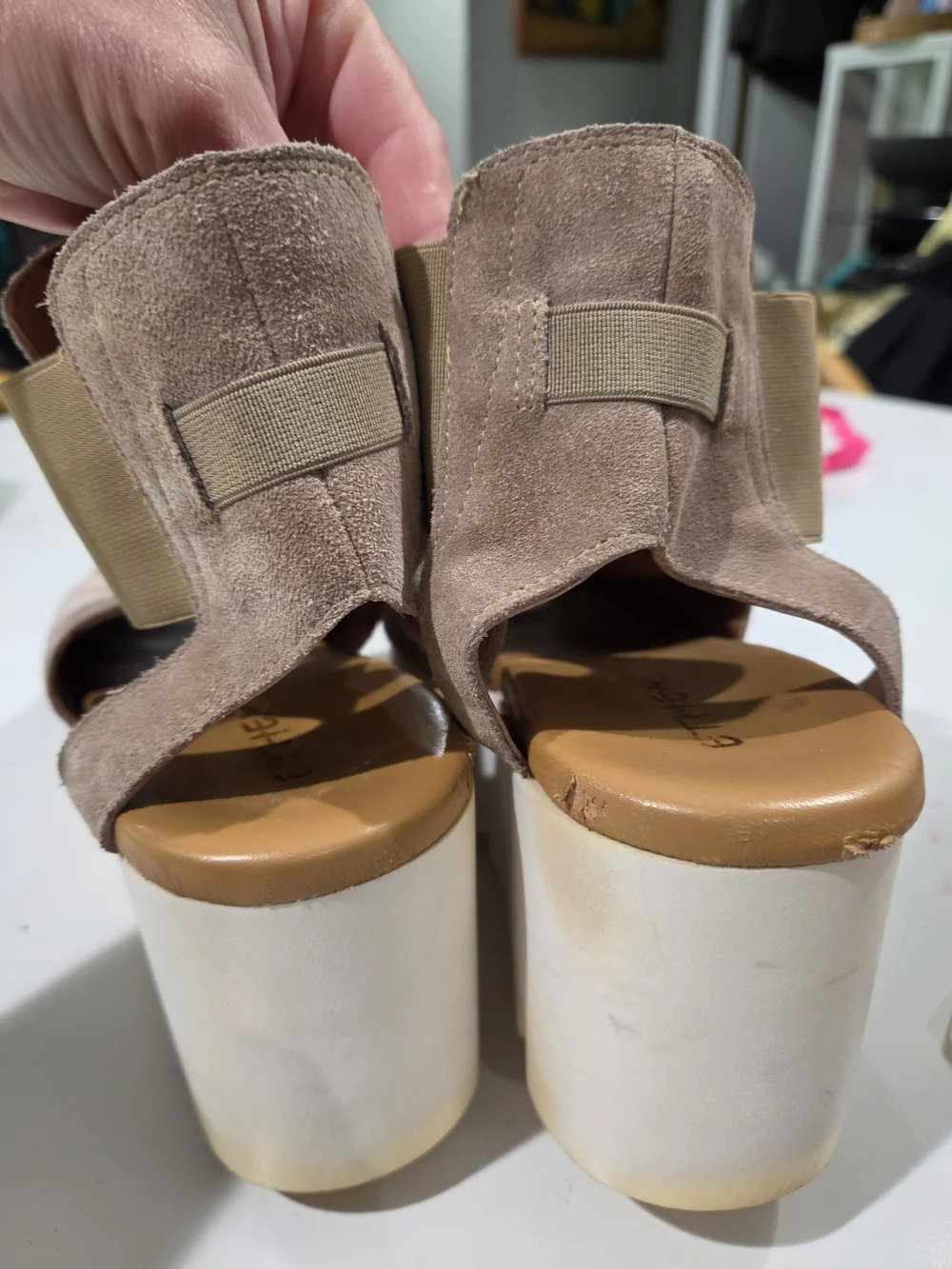 Ethem Vera Pelle Suede Platform Wedge Sandals Taupe 41. US 10